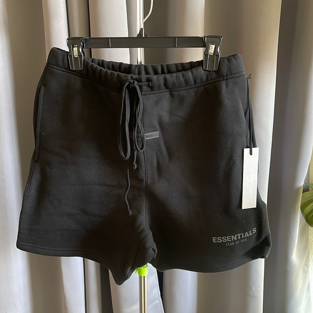 ESSENTIALS• Fear of God lounge/ track shorts• NWT
